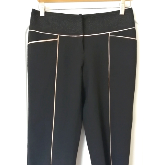 A/X Armani Exchange Capri Pants - Picture 2 of 8